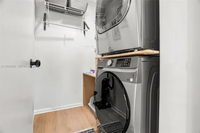 $540,000 | 8165 Pelican Harbour Drive, Lake Worth, FL 33467