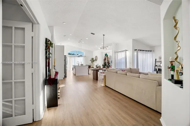 $540,000 | 8165 Pelican Harbour Drive, Lake Worth, FL 33467