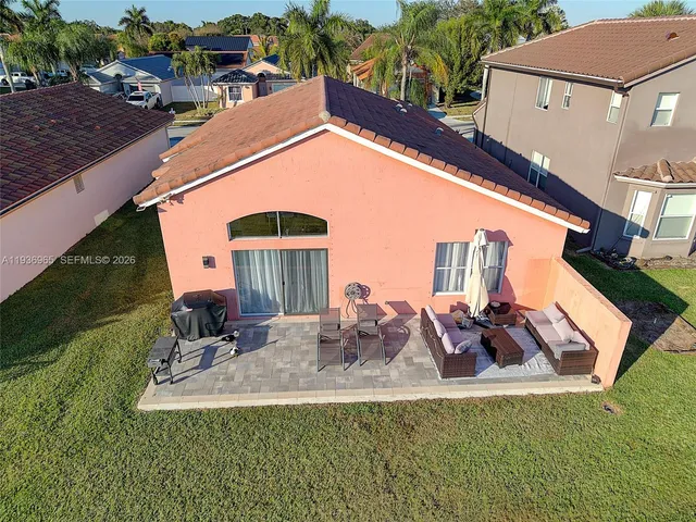 $540,000 | 8165 Pelican Harbour Drive, Lake Worth, FL 33467