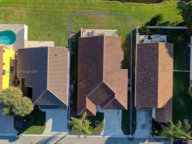 $540,000 | 8165 Pelican Harbour Drive, Lake Worth, FL 33467