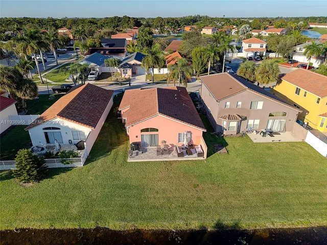 $540,000 | 8165 Pelican Harbour Drive, Lake Worth, FL 33467