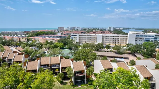 $3,500 | 1700 Cove II Place, Unit 310, Sarasota, FL 34242