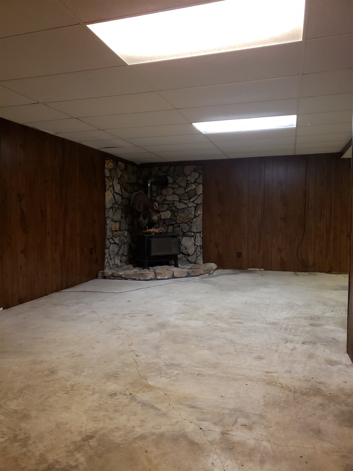 134 Pinewood Road Bedford, IN 47421 - Photo 18 of 26 Gallery Image 18