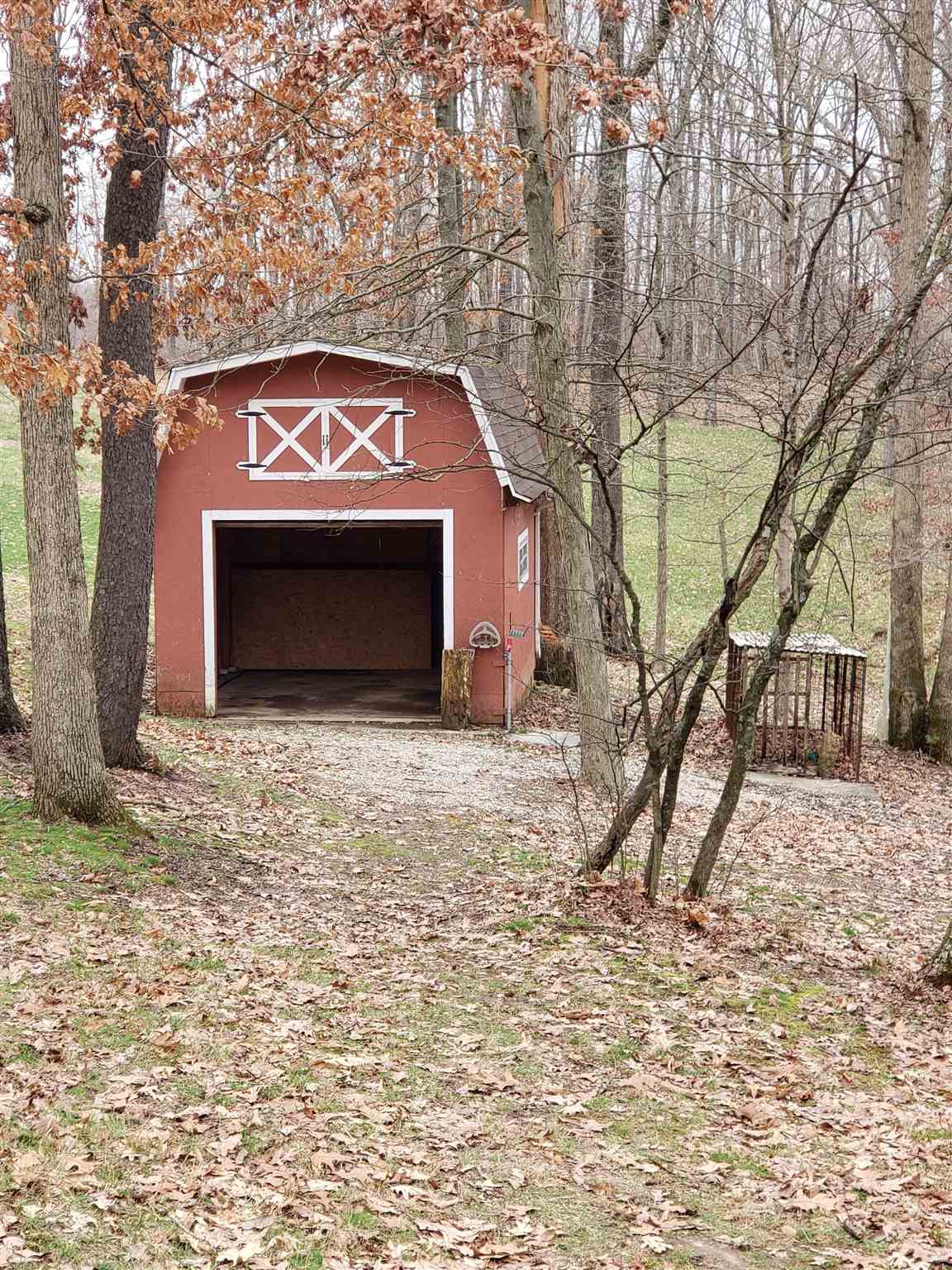 134 Pinewood Road Bedford, IN 47421 - Photo 21 of 26 Gallery Image 21
