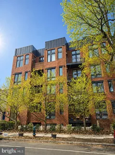 $545,000 | 245 15th Street Southeast, Unit 301, Washington, DC 20003