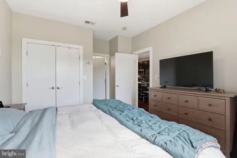 $545,000 | 245 15th Street Southeast, Unit 301, Washington, DC 20003