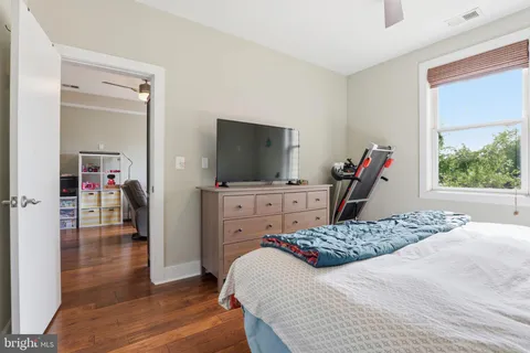 $545,000 | 245 15th Street Southeast, Unit 301, Washington, DC 20003