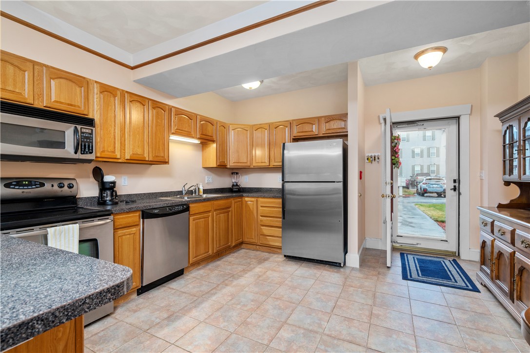 200 Cato Street, Unit 1 Woonsocket, RI 02895 - Photo 3 of 18