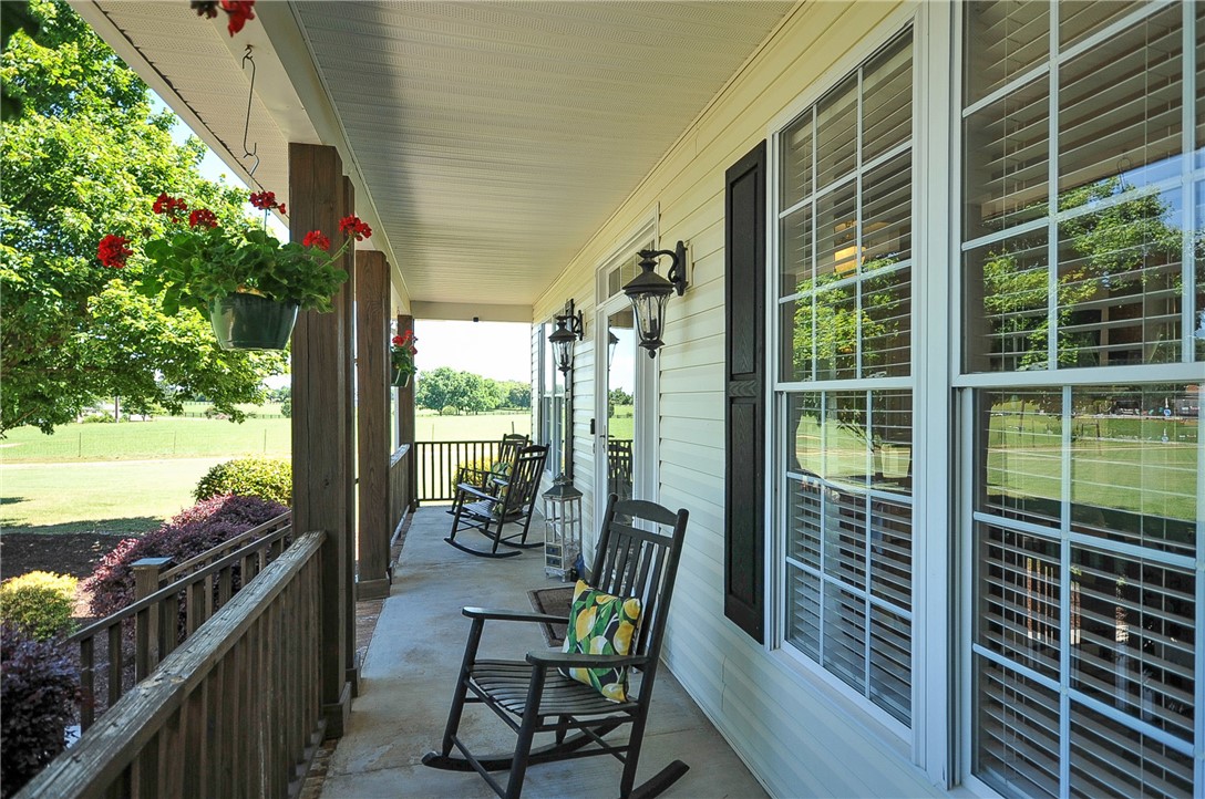 300 Public Well Road Anderson, SC 29626 - Photo 4 of 41 Gallery Image 4
