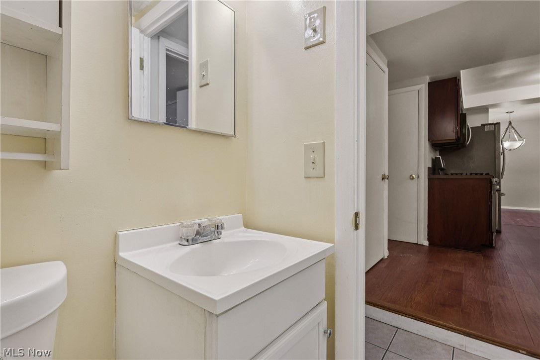 4480 Birchwold Road Cleveland, OH 44121 - Photo 18 of 30