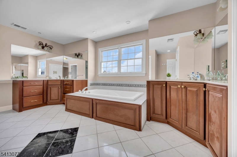 201 Sidney Road Pittstown, NJ 08867 - Photo 40 of 47