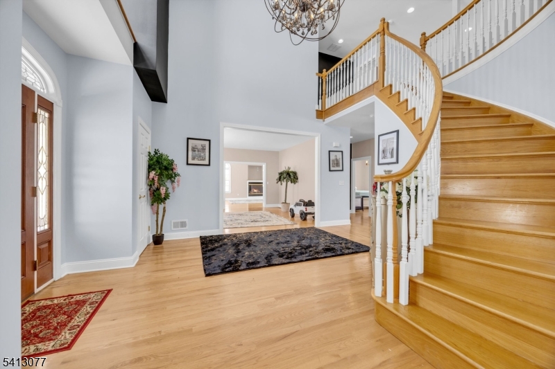 201 Sidney Road Pittstown, NJ 08867 - Photo 4 of 47