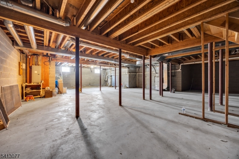 201 Sidney Road Pittstown, NJ 08867 - Photo 44 of 47