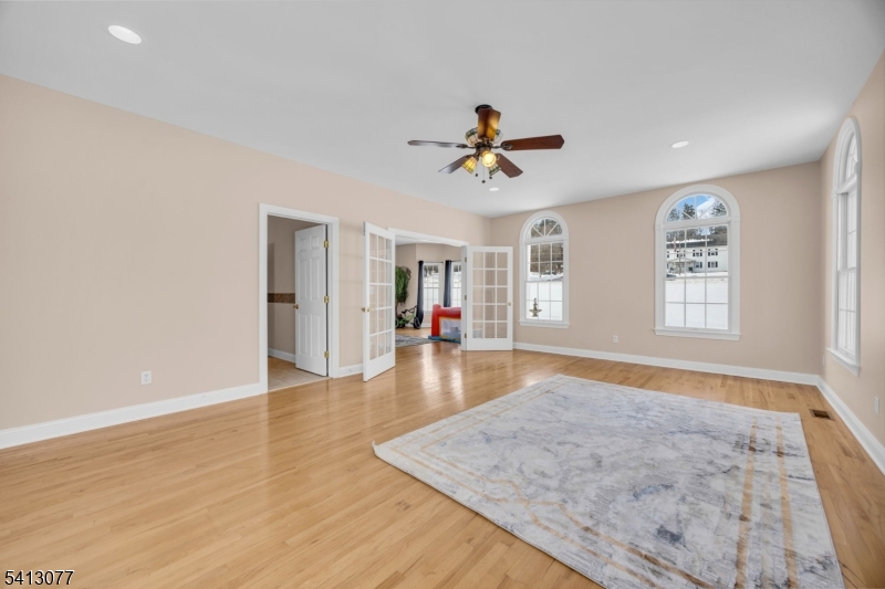 201 Sidney Road Pittstown, NJ 08867 - Photo 9 of 47