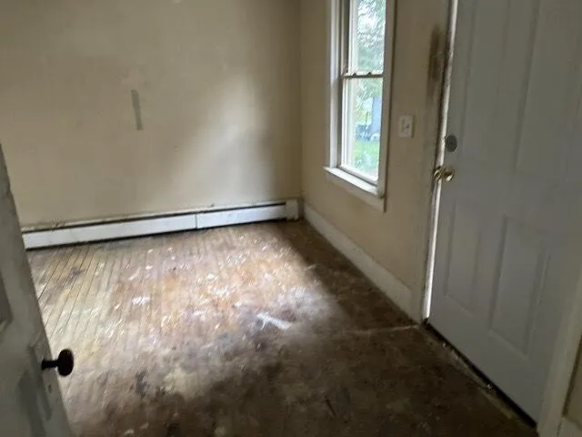 $83,000 | 117 Taylor Street, Mayville, WI 53050