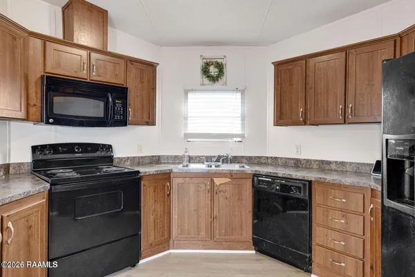 $1,300 | Undisclosed Address, Youngsville, LA 70592