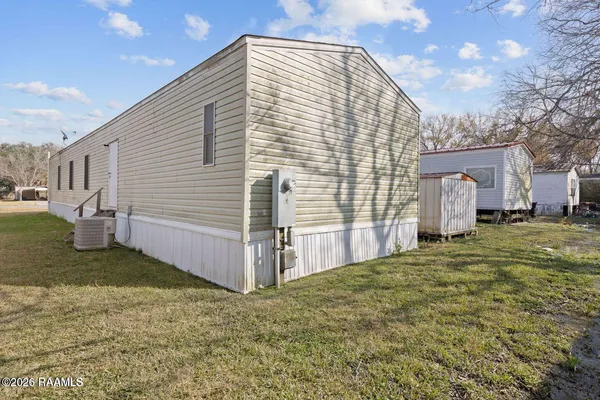 $1,300 | Undisclosed Address, Youngsville, LA 70592