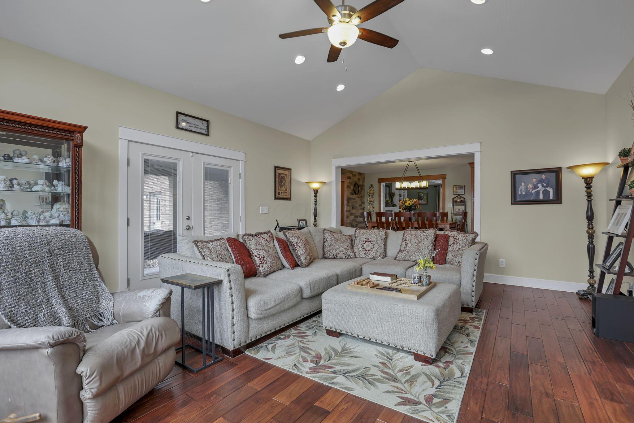4821 Hazelton-Etna Road Southwest Pataskala, OH 43062 - Photo 20 of 93 Great Room