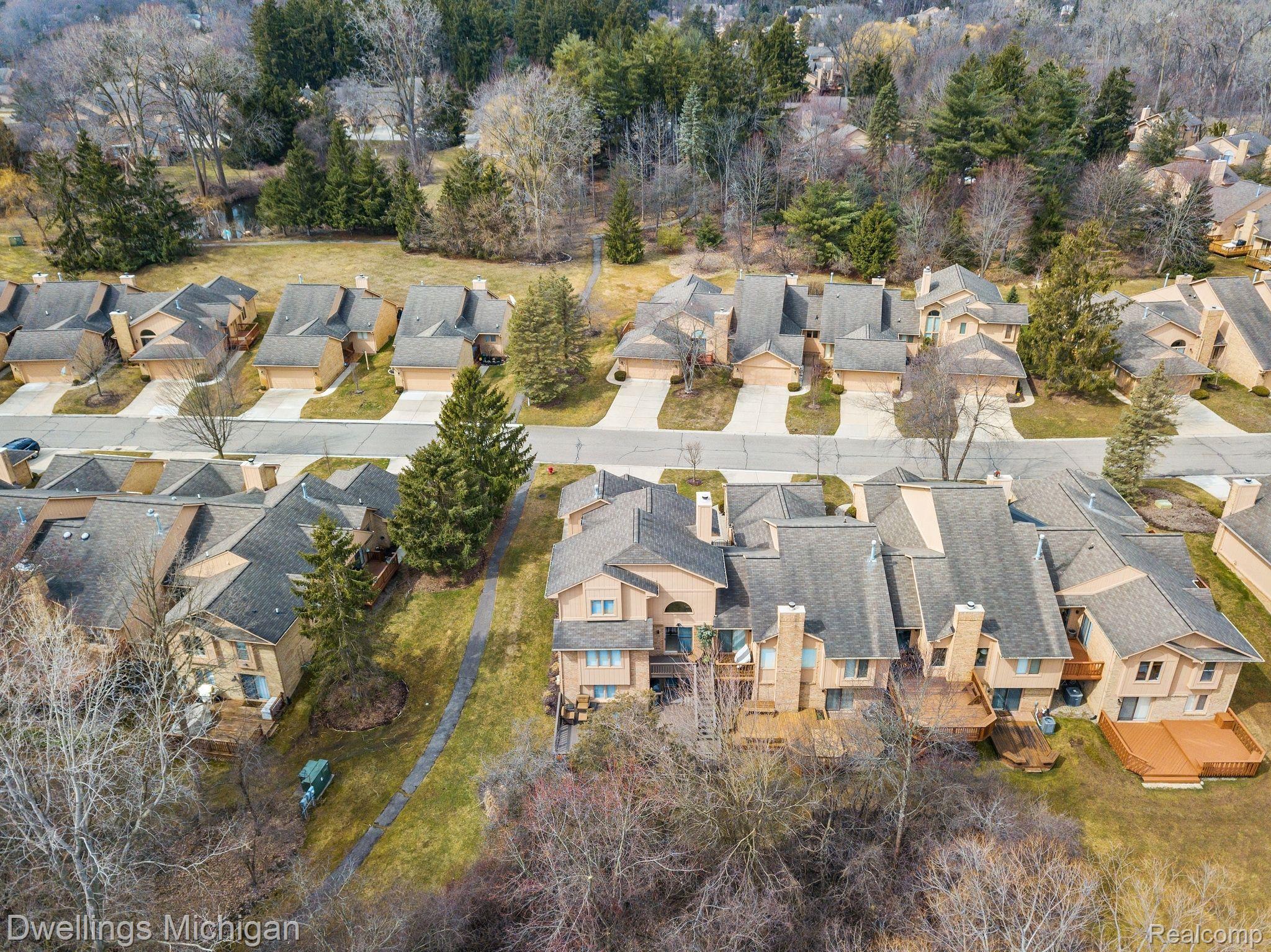22000 River Ridge Trail Farmington, MI 48335 - Photo 43 of 51 Gallery Image 43