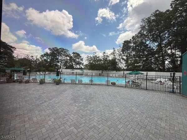 $255,000 | 2467 Highway 10, Unit 1A, Morris Plains, NJ 07950