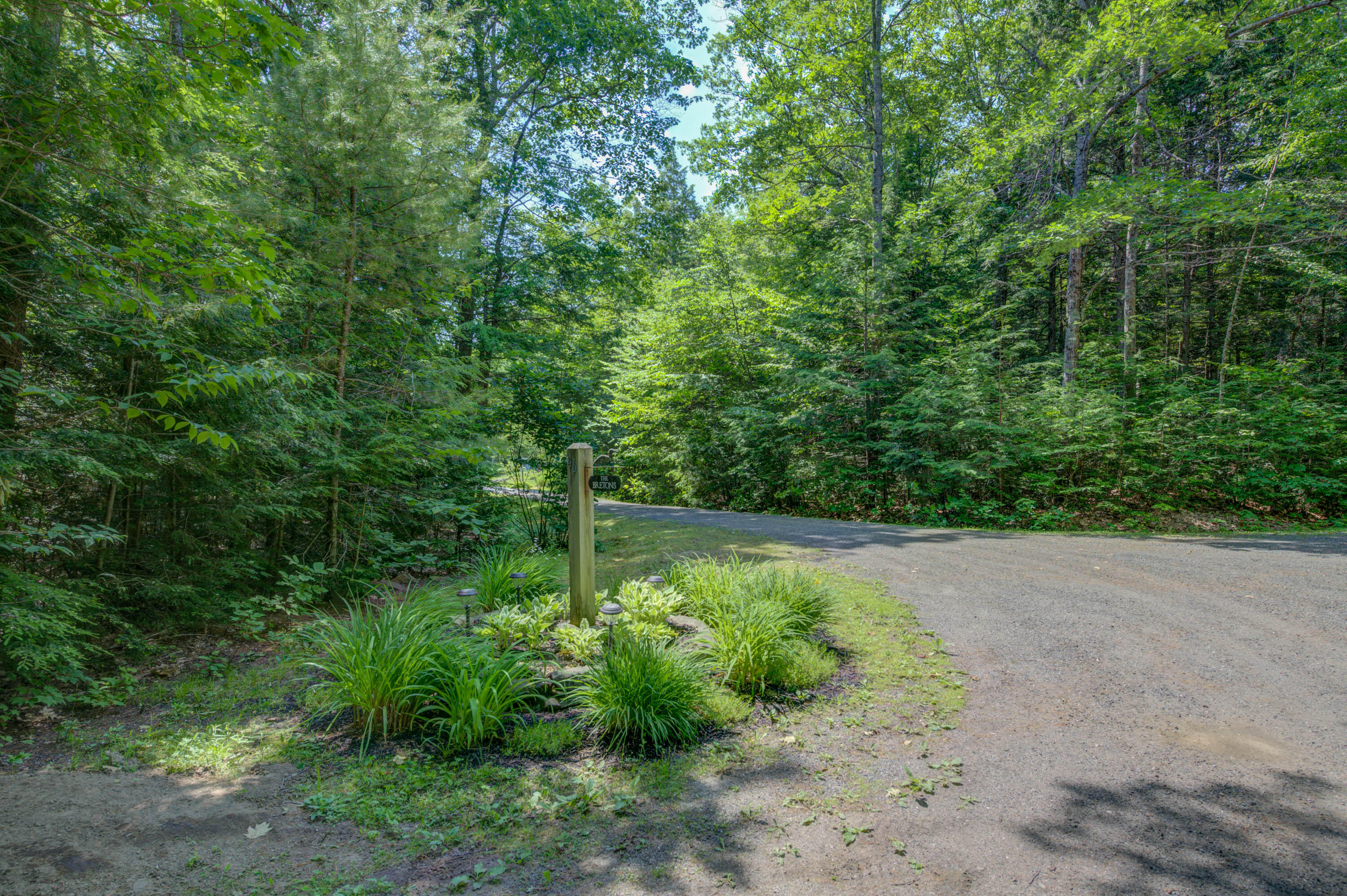 46 Blackberry Lane Cumberland, ME 04021 - Photo 14 of 45 pic-1