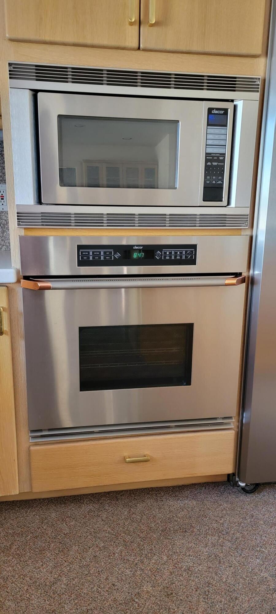 68290 George Cyrus Road Sisters, OR 97759 - Photo 11 of 52 Dacor Appliances