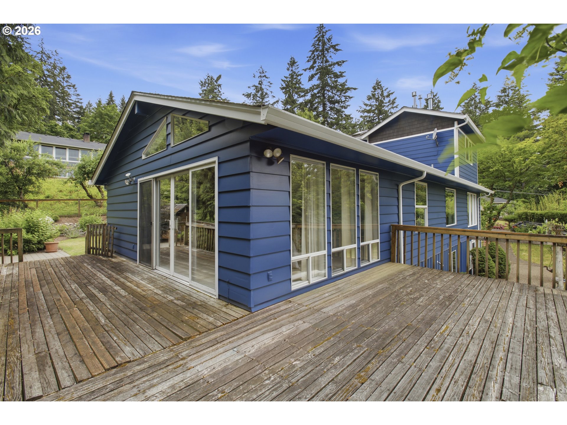 12208 Southwest 34th Avenue Portland, OR 97219 - Photo 25 of 47