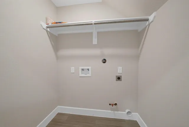 $2,450 | 2504 West Tidwell Road, Unit C, Houston, TX 77091