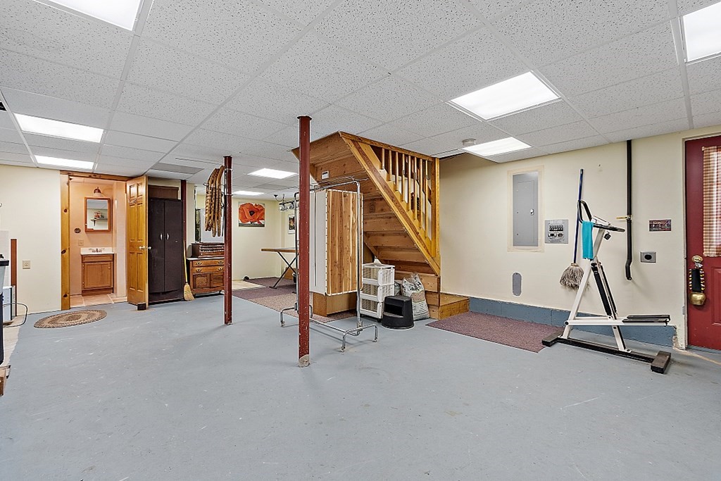136 Wendell Road Warwick, MA 01378 - Photo 22 of 31 a view of a room with gym equipment