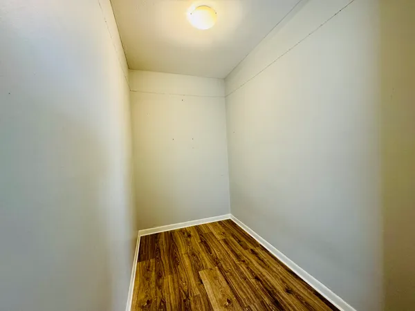 $295,000 | 725 Old Orchard Drive, Benton, IL 62812