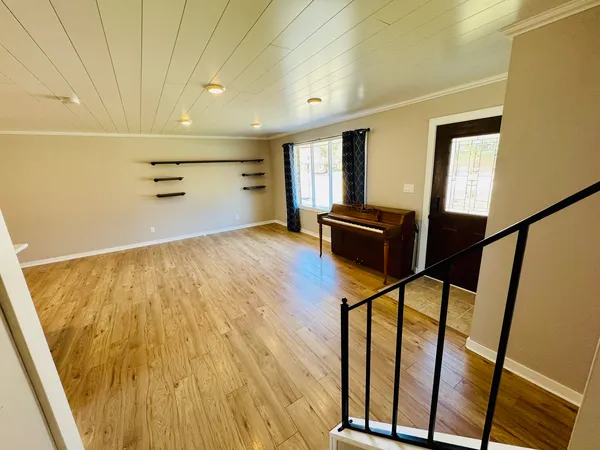 $295,000 | 725 Old Orchard Drive, Benton, IL 62812