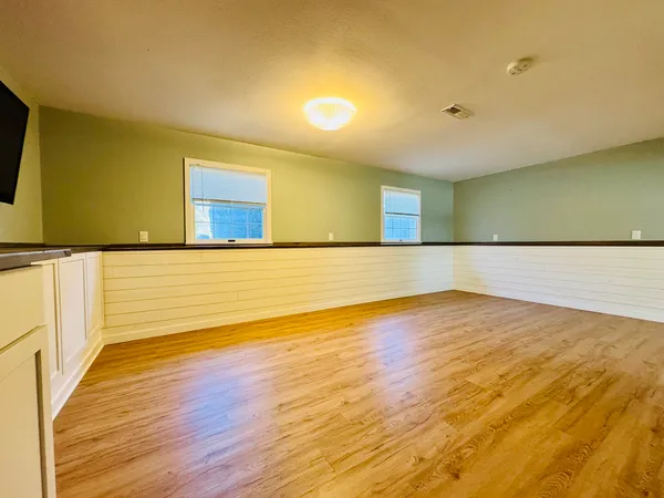 $295,000 | 725 Old Orchard Drive, Benton, IL 62812