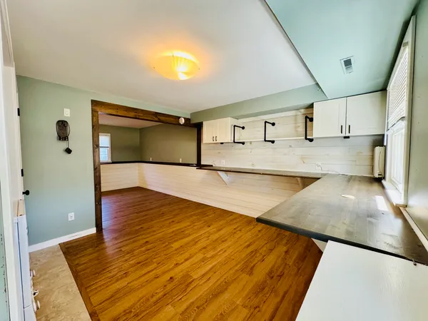 $295,000 | 725 Old Orchard Drive, Benton, IL 62812