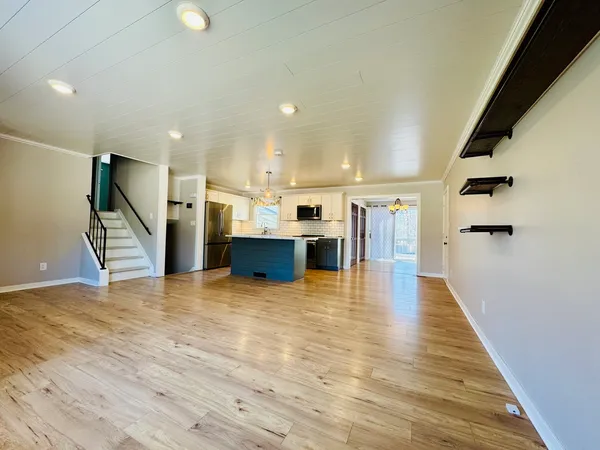 $295,000 | 725 Old Orchard Drive, Benton, IL 62812