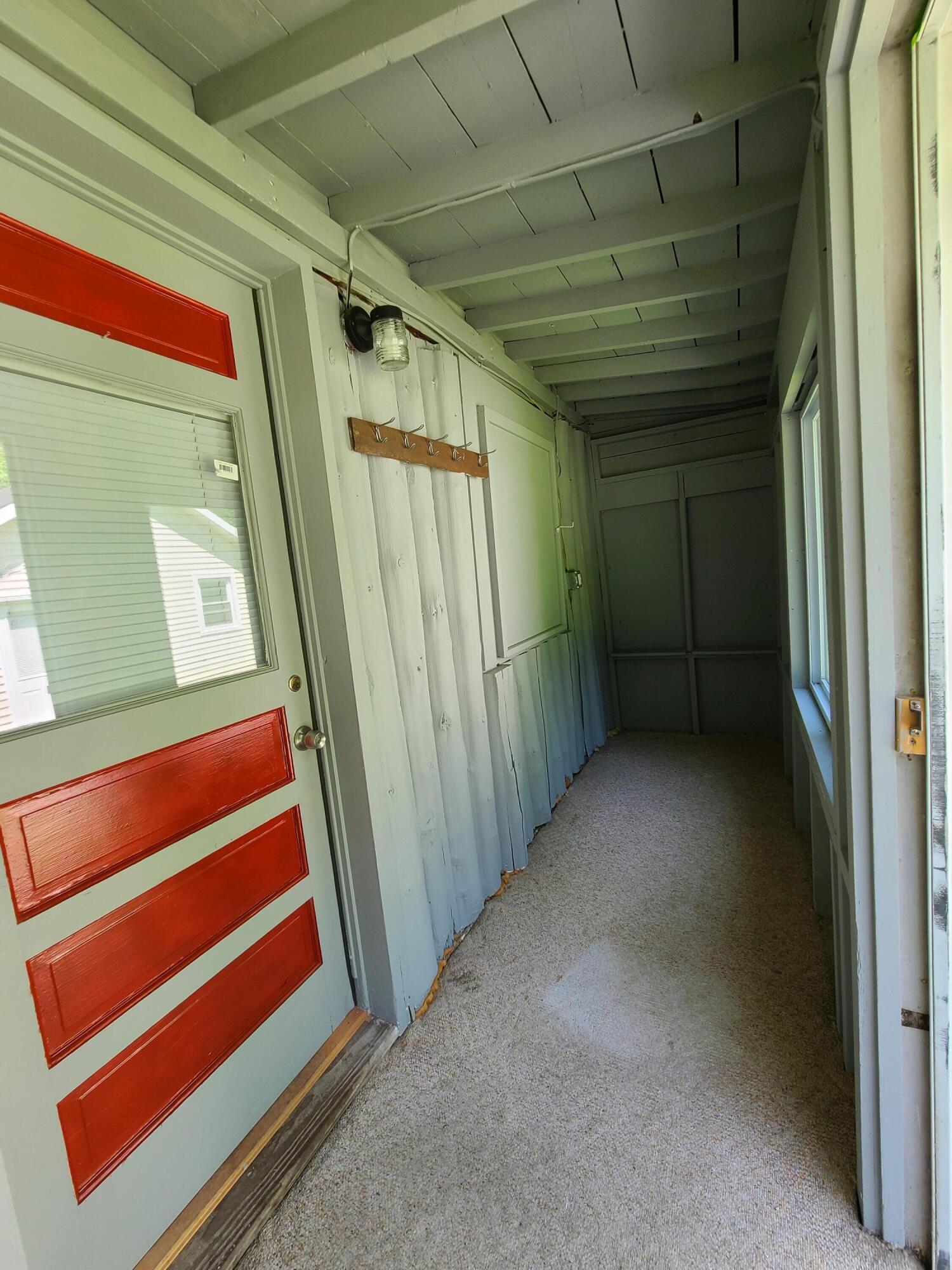 311 Upper Dedham Road Dedham, ME 04429 - Photo 9 of 26 Entryway/Mudroom