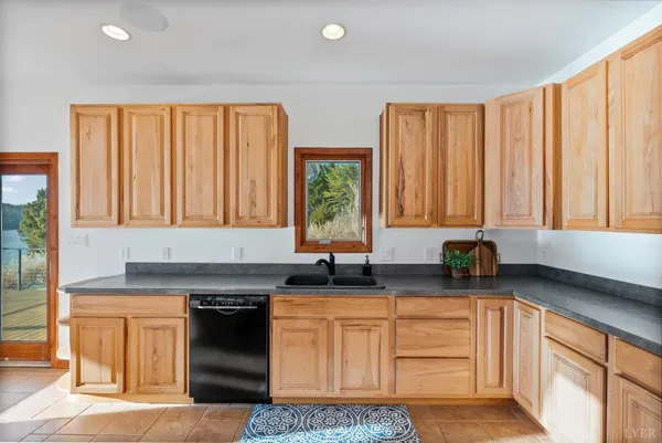 $759,900 | 209 Leesville Lake Court, Pittsville, VA 24139