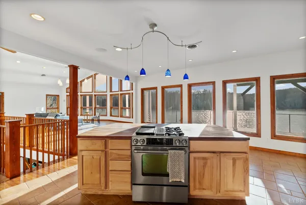 $759,900 | 209 Leesville Lake Court, Pittsville, VA 24139