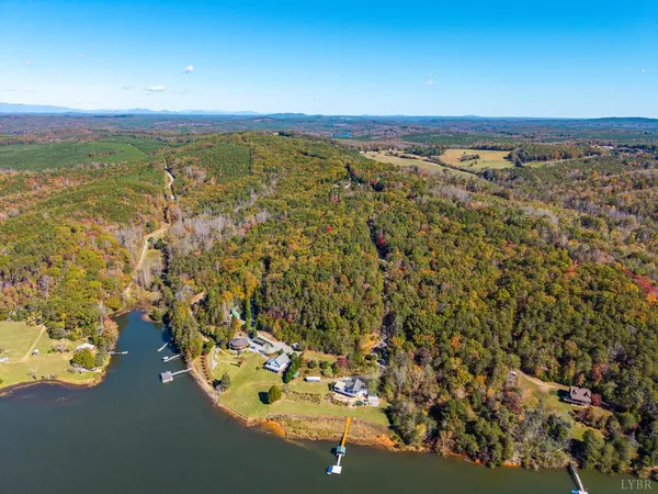 $759,900 | 209 Leesville Lake Court, Pittsville, VA 24139