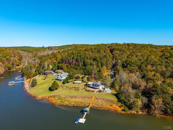 $759,900 | 209 Leesville Lake Court, Pittsville, VA 24139