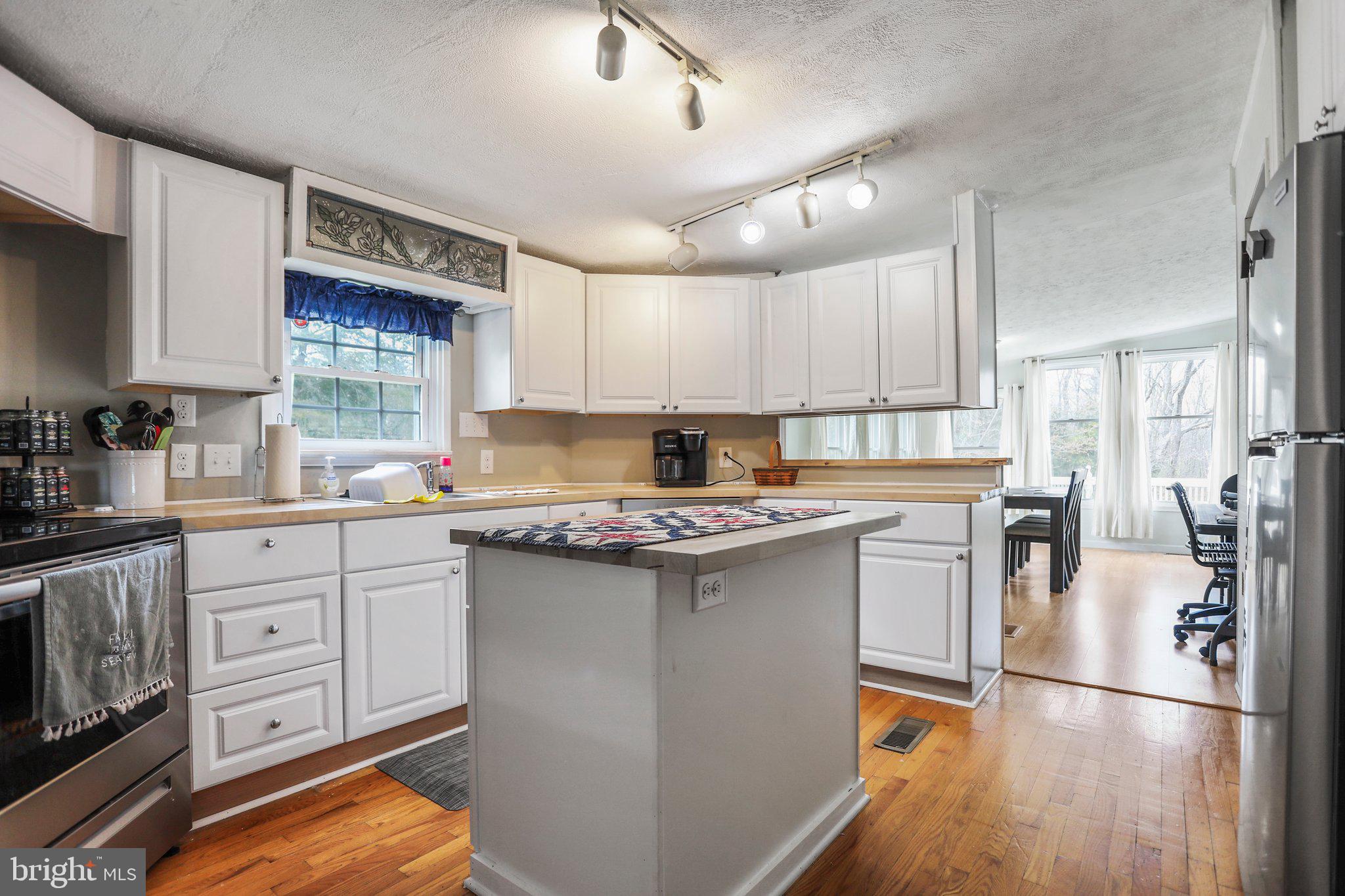 604 Myers Bridge Road Martinsburg, WV 25404 - Photo 2 of 51