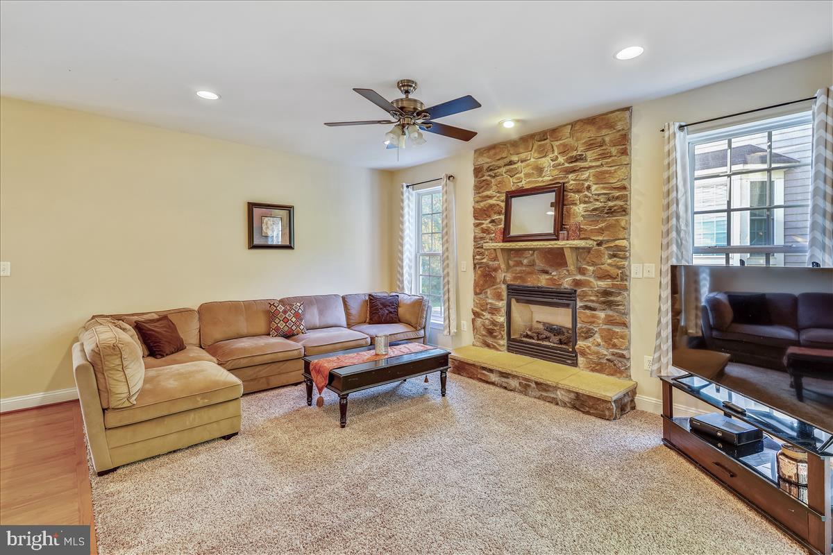 669 Hunters Road Culpeper, VA 22701 - Photo 9 of 30 Family Room boasts natural light & gas fireplace
