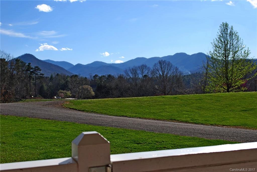 89 Gibbs Road Leicester, NC 28748 - Photo 2 of 24 Gallery Image 2
