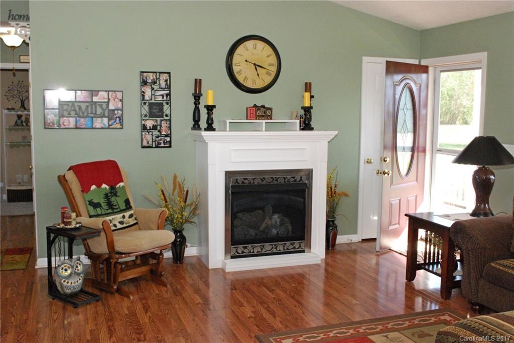 89 Gibbs Road Leicester, NC 28748 - Photo 17 of 24 Gallery Image 17
