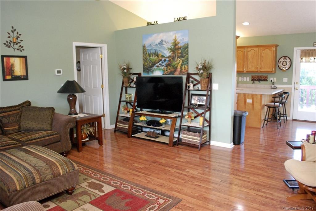 89 Gibbs Road Leicester, NC 28748 - Photo 8 of 24 Gallery Image 8