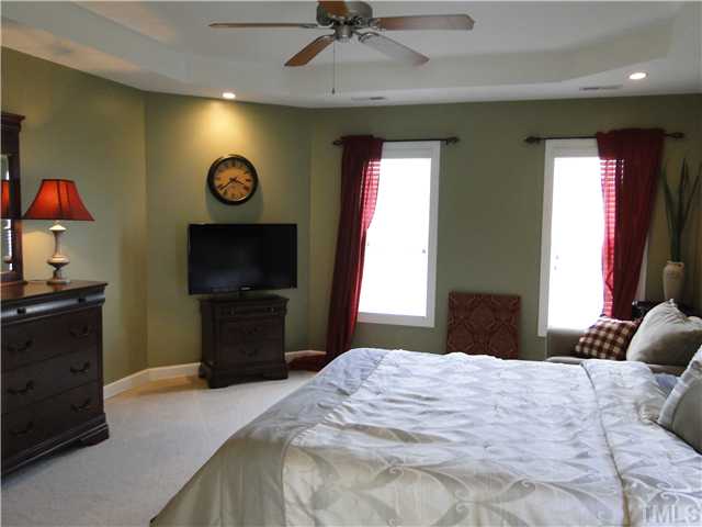 6008 Maton Place Raleigh, NC 27603 - Photo 8 of 25