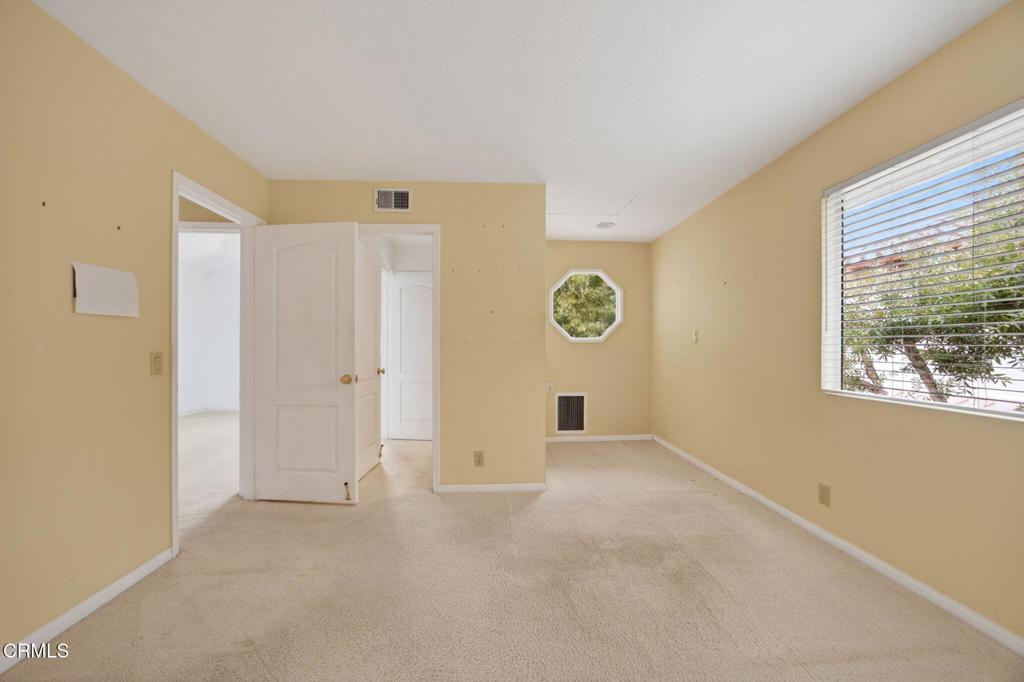 2220 Pebble Beach Trail Oxnard, CA 93036 - Photo 40 of 76