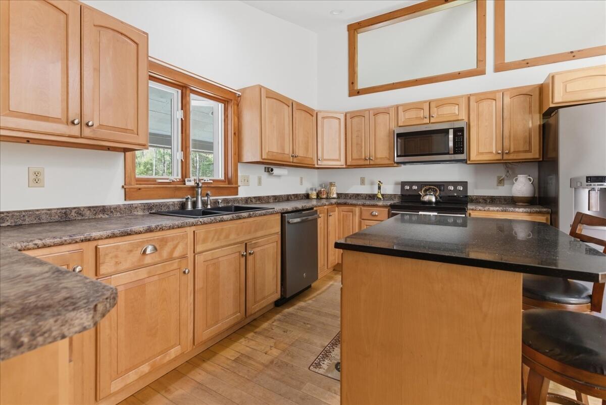 41 Murder Road Topsham, ME 04086 - Photo 9 of 59 58-DSC07720