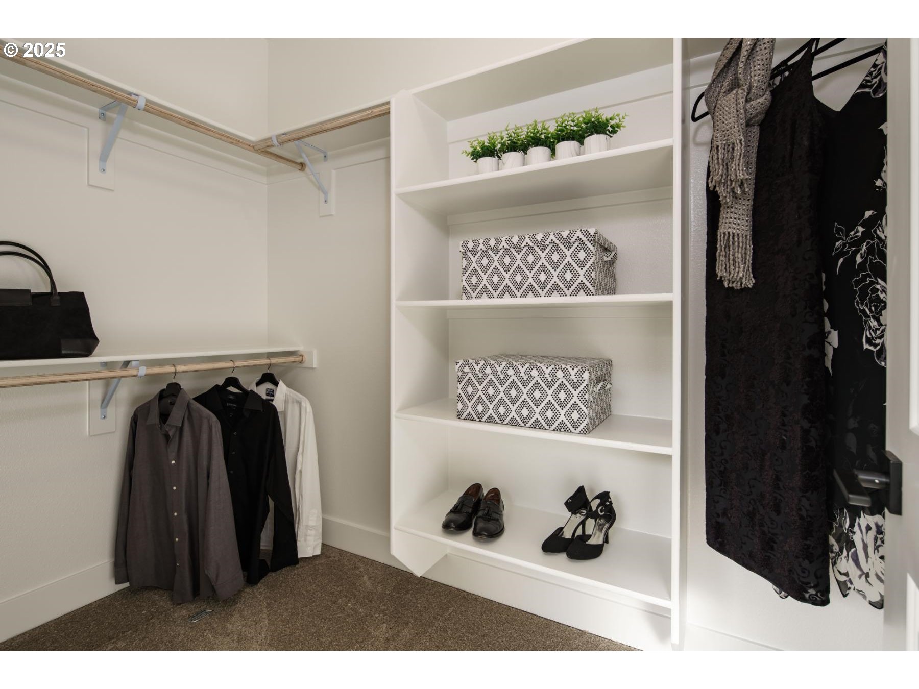 1126 South 46th Place Ridgefield, WA 98642 - Photo 33 of 43 a view of a closet