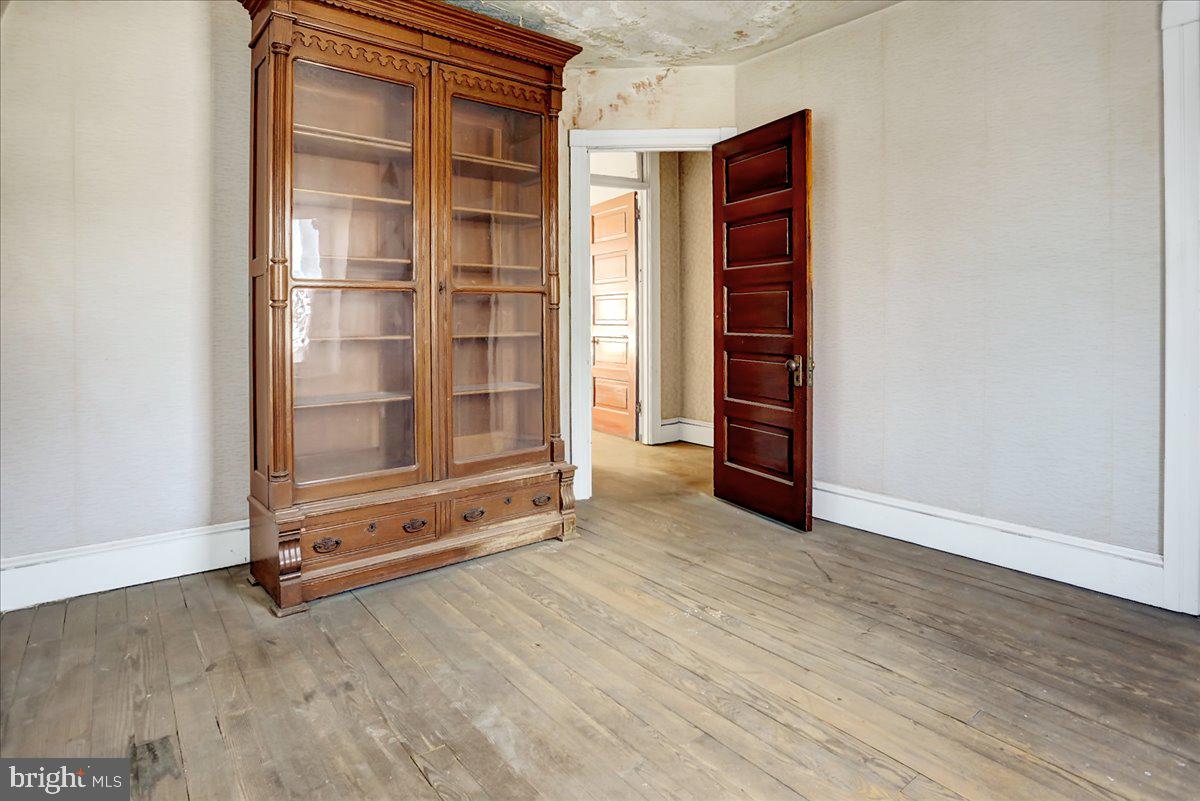 435 Spring Street Reading, PA 19601 - Photo 29 of 38 Gallery Image 29