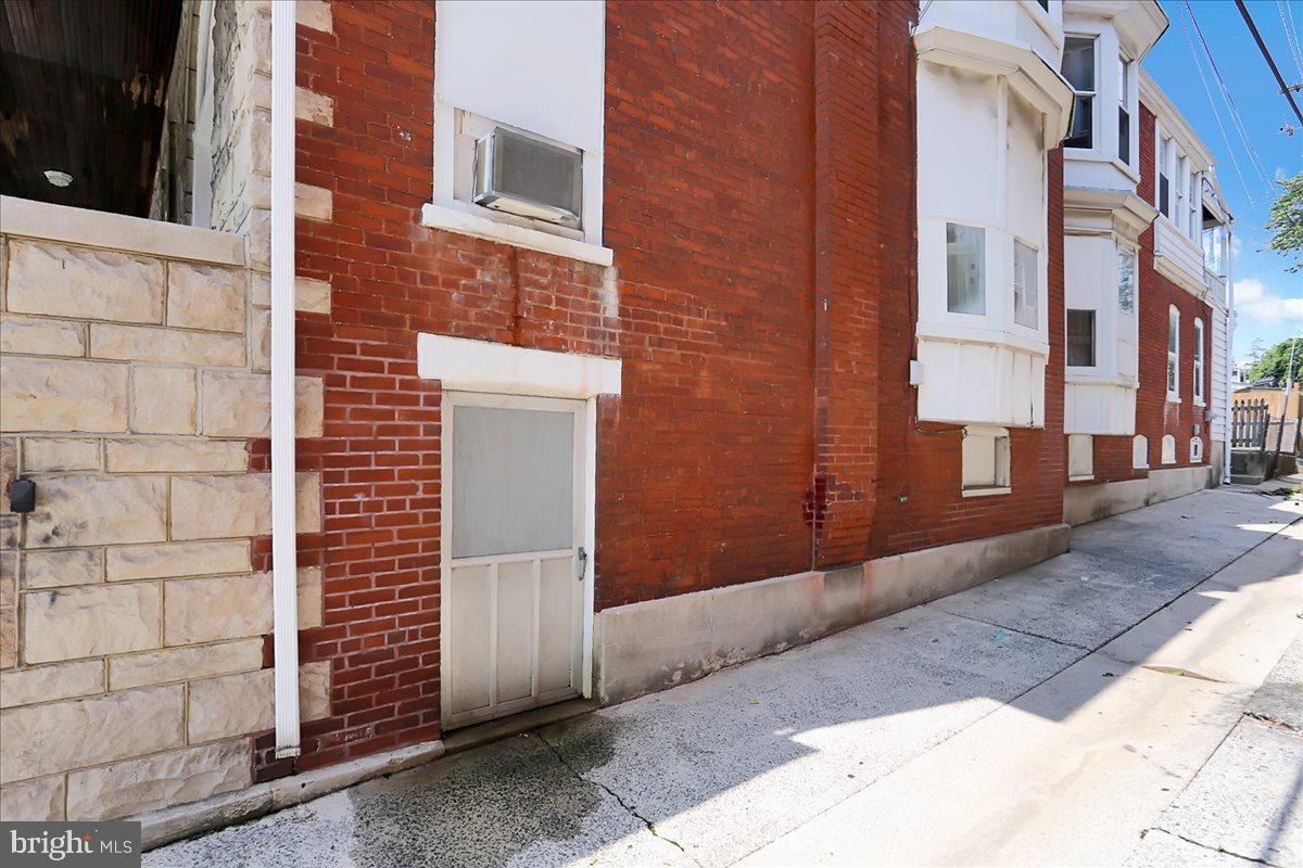 435 Spring Street Reading, PA 19601 - Photo 36 of 38 Gallery Image 36
